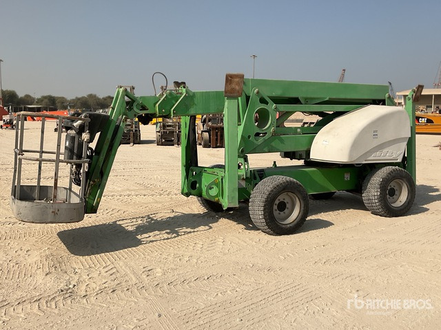 2007 Nifty-Lift 210SD 4WD Diesel Articulating Boom Lift - Артикулираща платформа: снимка 1 2007 Nifty-Lift 210SD 4WD Diesel Articulating Boom Lift - Артикулираща платформа: снимка 1