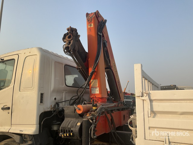 Бордови камион, Камион с кран 2008 Hino 145 2007 Palfinger K10000 Knuckle B ... Flatbed Truck with Crane: снимка 6
