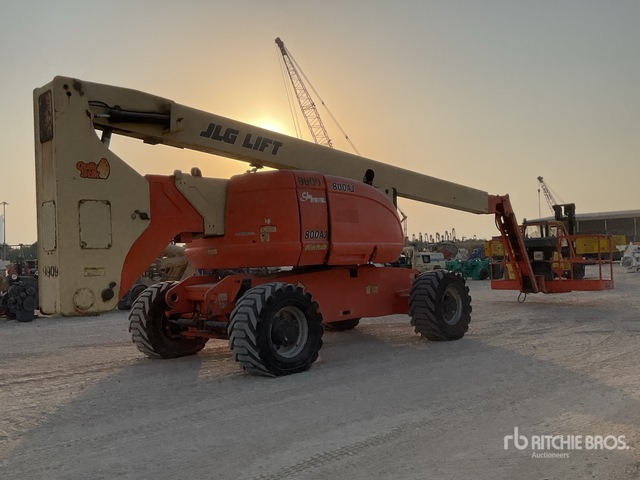 2008 JLG 800AJ 4WD Diesel Articulating Boom Lift - Артикулираща платформа: снимка 4 2008 JLG 800AJ 4WD Diesel Articulating Boom Lift - Артикулираща платформа: снимка 4