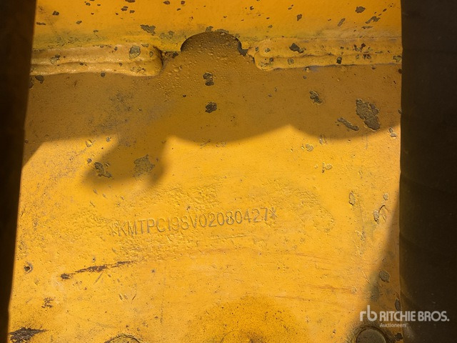 2010 Komatsu PC220-8N1 - Верижен багер: снимка 4 2010 Komatsu PC220-8N1 - Верижен багер: снимка 4
