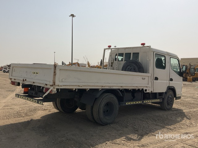 2010 Mitsubishi Canter 4x2 Crew Cab Flatbed Truck - Бордови камион: снимка 3 2010 Mitsubishi Canter 4x2 Crew Cab Flatbed Truck - Бордови камион: снимка 3