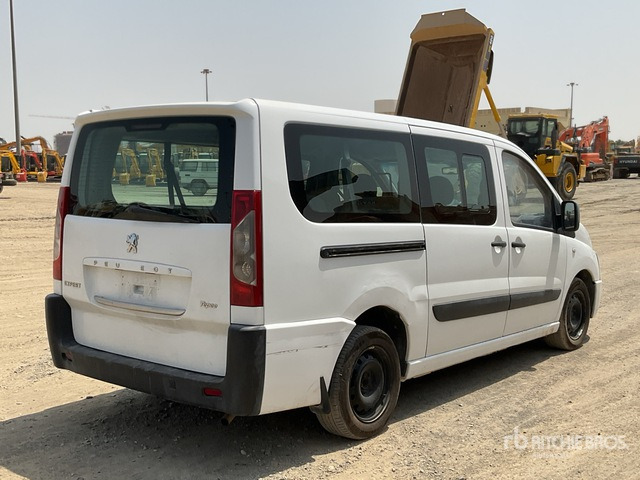 2010 Peugeot Expert Tepee - Пътнически бус: снимка 3 2010 Peugeot Expert Tepee - Пътнически бус: снимка 3