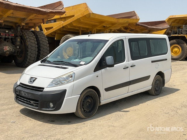 2010 Peugeot Expert Tepee - Пътнически бус: снимка 1 2010 Peugeot Expert Tepee - Пътнически бус: снимка 1