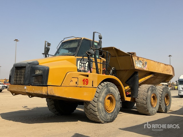 2011 Cat 740B - Съчленен самосвал: снимка 3 2011 Cat 740B - Съчленен самосвал: снимка 3
