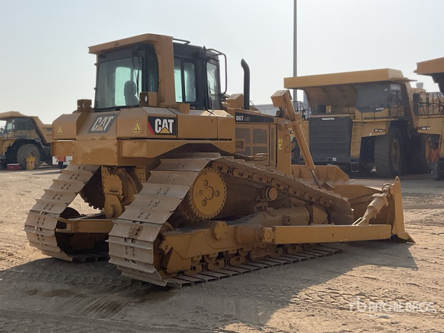 2011 Cat D6TLGP - Булдозер: снимка 4 2011 Cat D6TLGP - Булдозер: снимка 4
