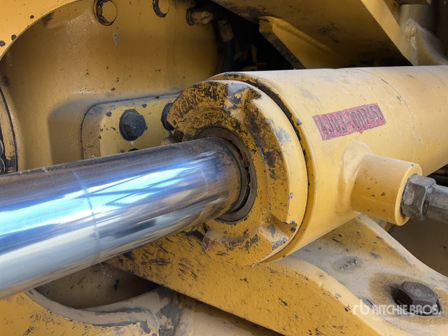 2012 Cat 740B - Съчленен самосвал: снимка 5 2012 Cat 740B - Съчленен самосвал: снимка 5