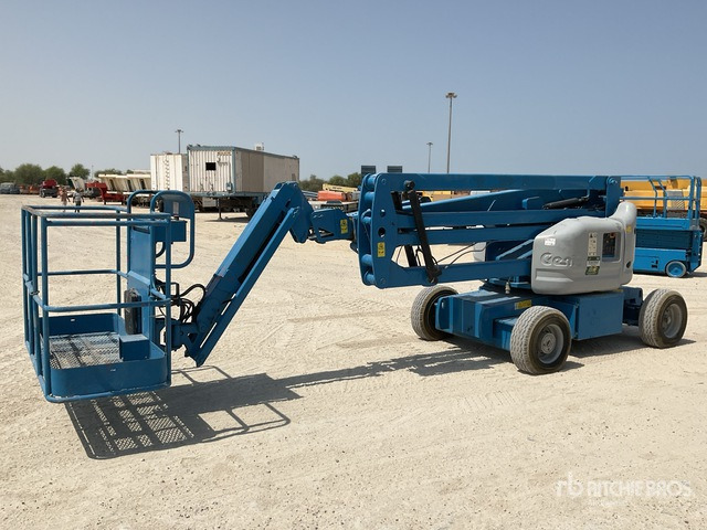 2012 Genie Z-45/25J 2WD Diesel Articulating Boom Lift - Артикулираща платформа: снимка 2 2012 Genie Z-45/25J 2WD Diesel Articulating Boom Lift - Артикулираща платформа: снимка 2