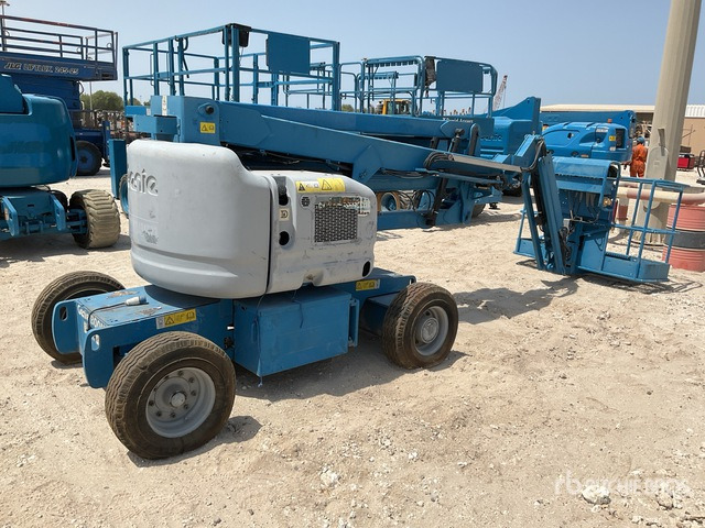 2012 Genie Z-45/25J 2WD Diesel (Inoperable) Articulating Boom Lift - Артикулираща платформа: снимка 3 2012 Genie Z-45/25J 2WD Diesel (Inoperable) Articulating Boom Lift - Артикулираща платформа: снимка 3