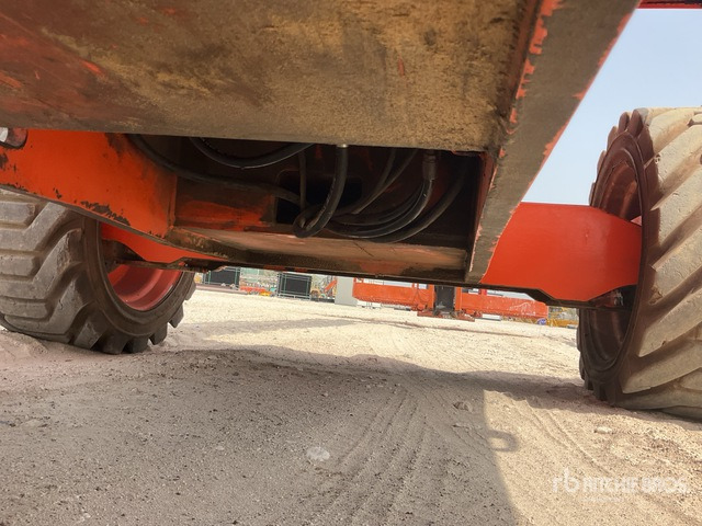 2012 JLG 800AJ 4WD Diesel Articulating Boom Lift - Артикулираща платформа: снимка 5 2012 JLG 800AJ 4WD Diesel Articulating Boom Lift - Артикулираща платформа: снимка 5