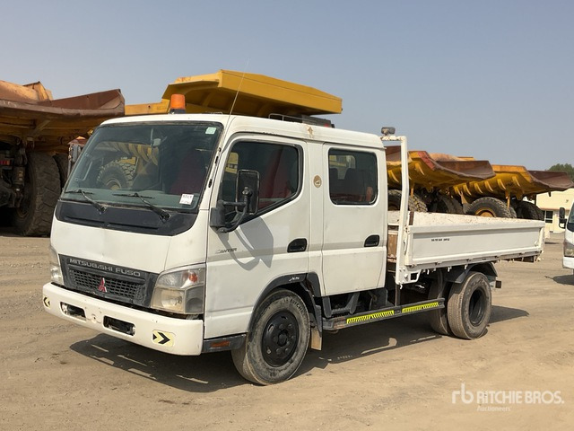 2012 Mitsubishi Canter 4x2 Crew Cab Flatbed Truck - Бордови камион: снимка 2 2012 Mitsubishi Canter 4x2 Crew Cab Flatbed Truck - Бордови камион: снимка 2