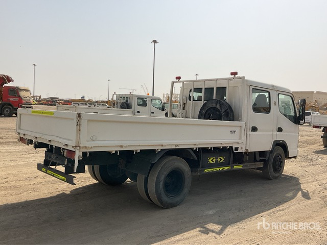 2012 Mitsubishi Canter 4x2 Crew Cab Flatbed Truck - Бордови камион: снимка 4 2012 Mitsubishi Canter 4x2 Crew Cab Flatbed Truck - Бордови камион: снимка 4
