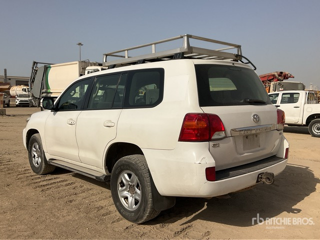 2012 Toyota Land Cruiser GX 200L 4x4 SUV - Джип: снимка 2 2012 Toyota Land Cruiser GX 200L 4x4 SUV - Джип: снимка 2