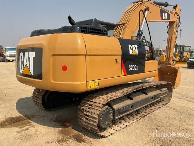 2013 Cat 320D2 - Верижен багер: снимка 5 2013 Cat 320D2 - Верижен багер: снимка 5