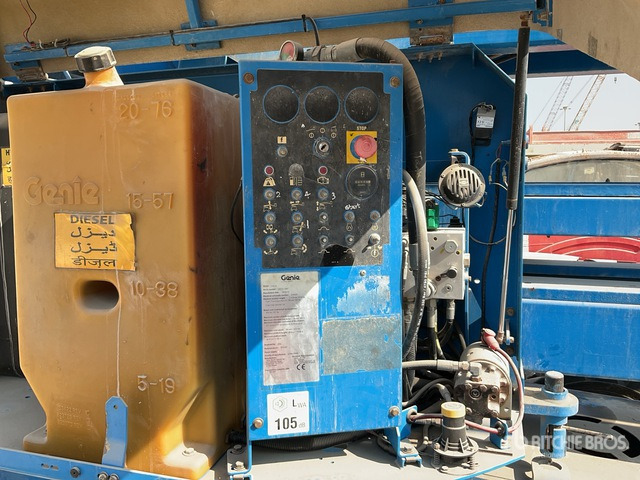 2013 Genie Z60/34 4WD Diesel (Inoperable) Articulating Boom Lift - Артикулираща платформа: снимка 5 2013 Genie Z60/34 4WD Diesel (Inoperable) Articulating Boom Lift - Артикулираща платформа: снимка 5