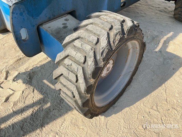 2013 Genie Z60/34 4WD Diesel (Inoperable) Articulating Boom Lift - Артикулираща платформа: снимка 4 2013 Genie Z60/34 4WD Diesel (Inoperable) Articulating Boom Lift - Артикулираща платформа: снимка 4