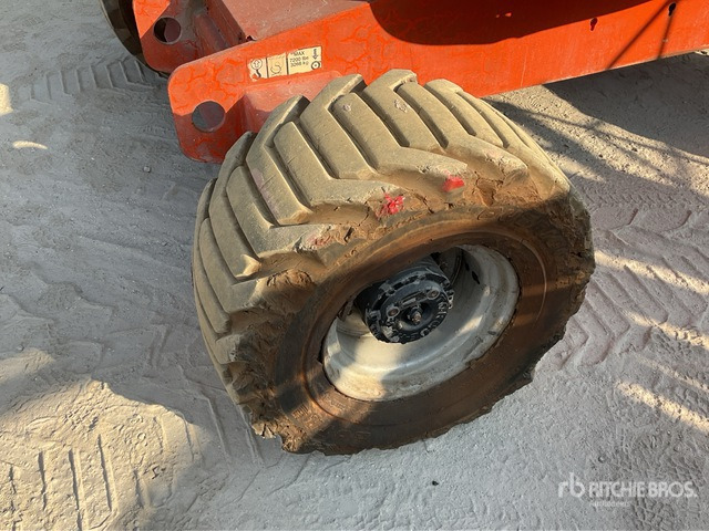 2013 JLG 450AJ 4WD Diesel Articulating Boom Lift - Артикулираща платформа: снимка 4 2013 JLG 450AJ 4WD Diesel Articulating Boom Lift - Артикулираща платформа: снимка 4