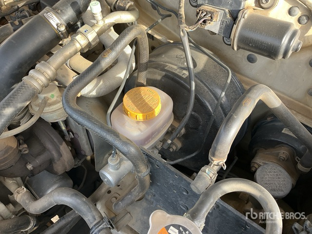 2013 Nissan Patrol GL 4x4 SUV - Джип: снимка 4 2013 Nissan Patrol GL 4x4 SUV - Джип: снимка 4