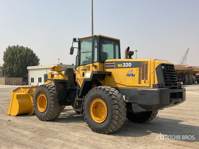 2014 Komatsu WA320-5 - Колесен товарач: снимка 3 2014 Komatsu WA320-5 - Колесен товарач: снимка 3