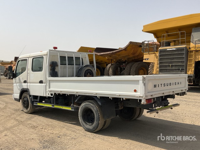 2014 Mitsubishi Canter 4x2 Crew Cab Flatbed Truck - Бордови камион: снимка 3 2014 Mitsubishi Canter 4x2 Crew Cab Flatbed Truck - Бордови камион: снимка 3