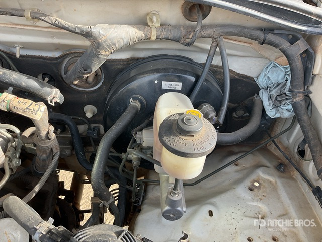 2014 Toyota Hilux 4x4 Crew Cab Pickup - Пикап: снимка 4 2014 Toyota Hilux 4x4 Crew Cab Pickup - Пикап: снимка 4