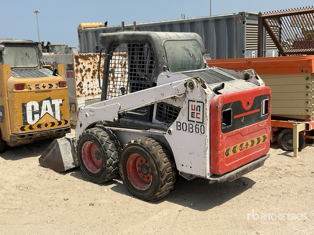 2016 Bobcat S450 (Inoperable) Skid Steer Loader - Мини челен товарач: снимка 4 2016 Bobcat S450 (Inoperable) Skid Steer Loader - Мини челен товарач: снимка 4