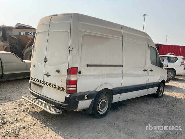 2016 Mercedes-Benz Sprinter 316 (Inoperable) Cargo Van - Товарен бус: снимка 3 2016 Mercedes-Benz Sprinter 316 (Inoperable) Cargo Van - Товарен бус: снимка 3