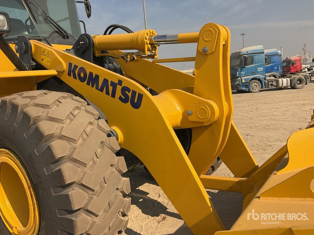 2017 Komatsu WA380Z-6 Wheel Loader - Колесен товарач: снимка 5 2017 Komatsu WA380Z-6 Wheel Loader - Колесен товарач: снимка 5