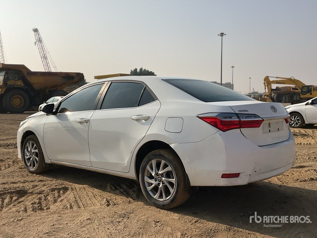 2017 Toyota Corolla Automobile - Лек автомобил: снимка 2 2017 Toyota Corolla Automobile - Лек автомобил: снимка 2