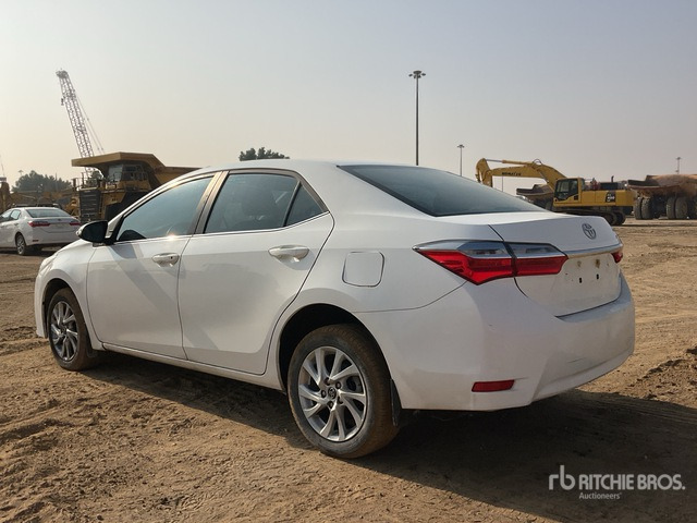 2017 Toyota Corolla Automobile - Лек автомобил: снимка 2 2017 Toyota Corolla Automobile - Лек автомобил: снимка 2