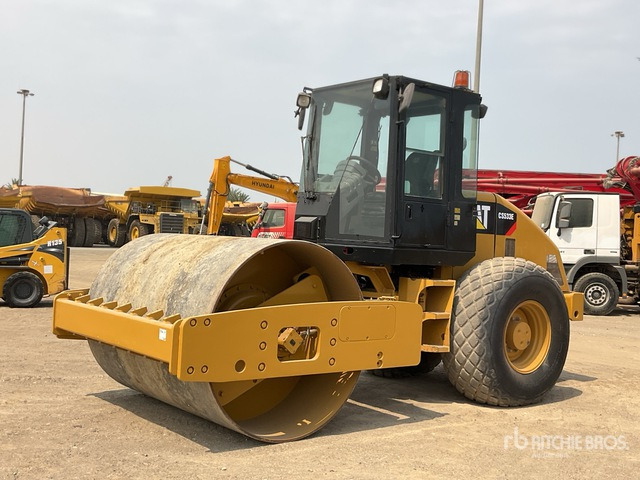 2018 Cat CS533E - Компактор: снимка 2 2018 Cat CS533E - Компактор: снимка 2