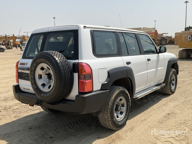 2018 Nissan Patrol GL 4x4 SUV - Джип: снимка 3 2018 Nissan Patrol GL 4x4 SUV - Джип: снимка 3