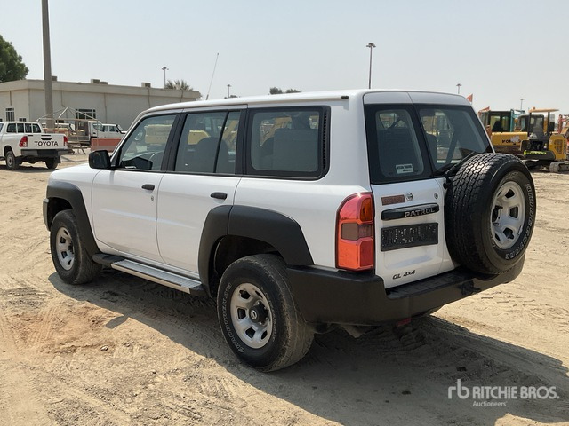 2018 Nissan Patrol GL 4x4 SUV - Джип: снимка 4 2018 Nissan Patrol GL 4x4 SUV - Джип: снимка 4