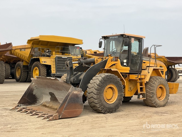 2018 Volvo L105 - Колесен товарач: снимка 1 2018 Volvo L105 - Колесен товарач: снимка 1