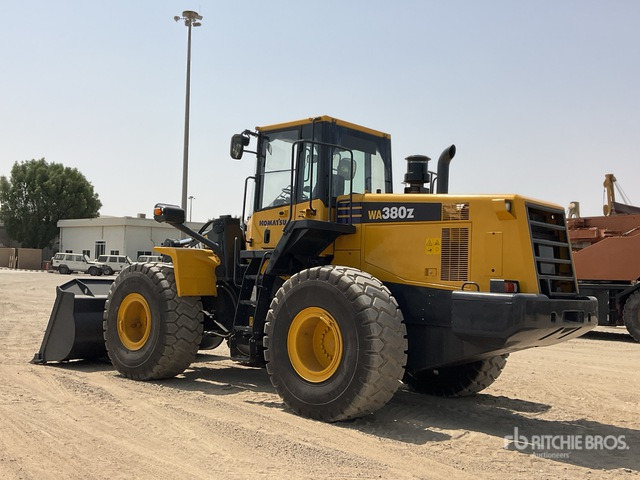 2019 Komatsu WA380Z-6 - Колесен товарач: снимка 3 2019 Komatsu WA380Z-6 - Колесен товарач: снимка 3