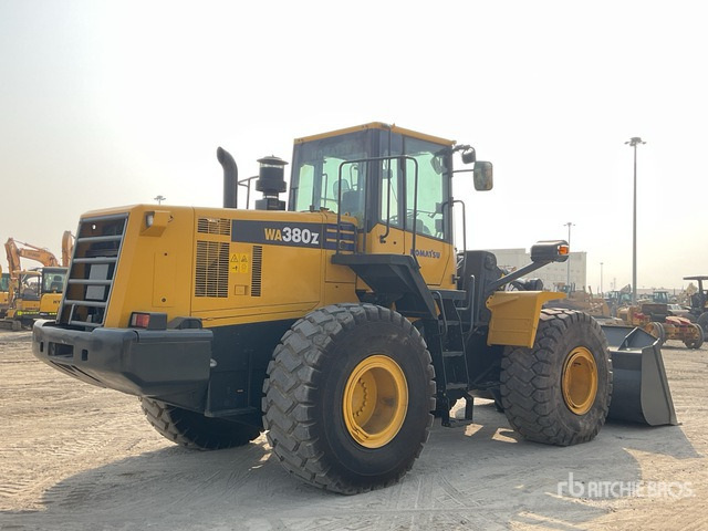 2019 Komatsu WA380Z-6 - Колесен товарач: снимка 4 2019 Komatsu WA380Z-6 - Колесен товарач: снимка 4