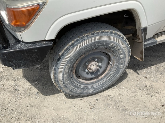 2019 Toyota Land Cruiser 76L 4x4 SUV - Джип: снимка 5 2019 Toyota Land Cruiser 76L 4x4 SUV - Джип: снимка 5