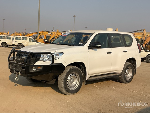 2019 Toyota Prado TX 150L 4x4 SUV - Джип: снимка 3 2019 Toyota Prado TX 150L 4x4 SUV - Джип: снимка 3