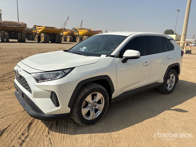 2019 Toyota RAV4 4WD SUV - Джип: снимка 1 2019 Toyota RAV4 4WD SUV - Джип: снимка 1