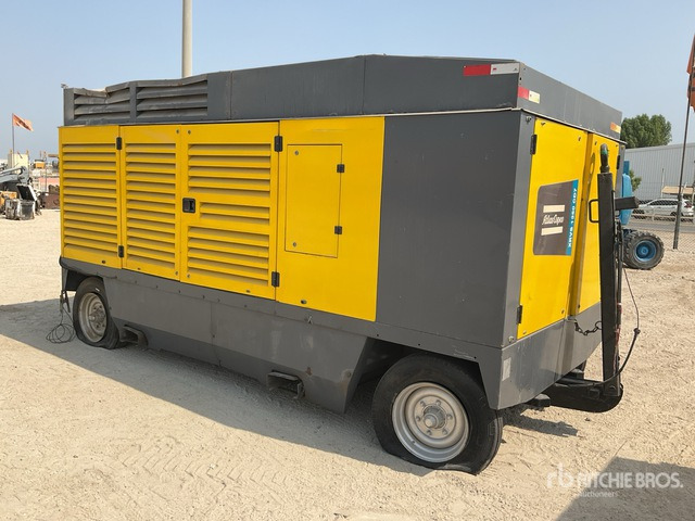 2020 Atlas Copco XRVS1350 CD Mobile Air Compressor - Компресор за въздух: снимка 3 2020 Atlas Copco XRVS1350 CD Mobile Air Compressor - Компресор за въздух: снимка 3