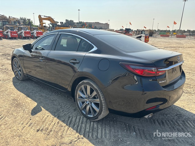 2021 Mazda Automobile - Лек автомобил: снимка 2 2021 Mazda Automobile - Лек автомобил: снимка 2