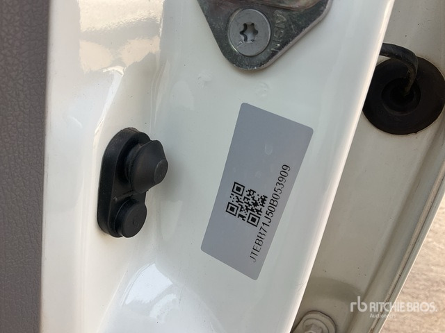 2023 Toyota Land Cruiser 79L 4x4 Crew Cab Pickup - Пикап: снимка 4 2023 Toyota Land Cruiser 79L 4x4 Crew Cab Pickup - Пикап: снимка 4