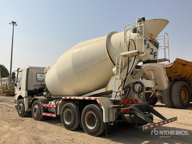 2024 XCMG NXG5310GJBN5C 8x4 Twin-Steer Mixer Truck - Бетоновоз: снимка 4 2024 XCMG NXG5310GJBN5C 8x4 Twin-Steer Mixer Truck - Бетоновоз: снимка 4
