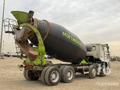 CNHTC SINO HOWO 8x4 Twin-Steer - Бетоновоз: снимка 3 CNHTC SINO HOWO 8x4 Twin-Steer - Бетоновоз: снимка 3