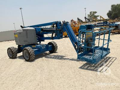 GENIE Z4525RT Diesel - Артикулираща платформа: снимка 4 GENIE Z4525RT Diesel - Артикулираща платформа: снимка 4