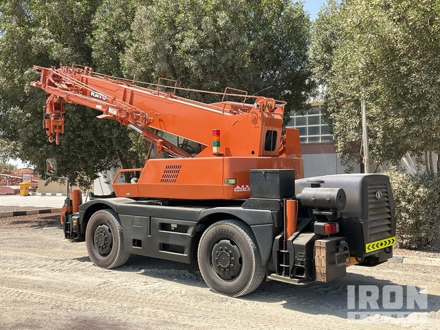 Kato KR10H Rough Terrain Crane - Кран за пресечени терени: снимка 4 Kato KR10H Rough Terrain Crane - Кран за пресечени терени: снимка 4