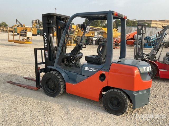 Toyota 72-8FDN30 - Дизелов мотокар: снимка 3 Toyota 72-8FDN30 - Дизелов мотокар: снимка 3