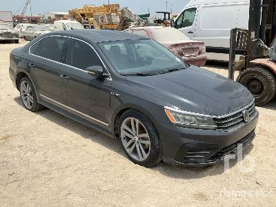 VOLKSWAGEN PASSAT (Inoperable) - Лек автомобил: снимка 4 VOLKSWAGEN PASSAT (Inoperable) - Лек автомобил: снимка 4
