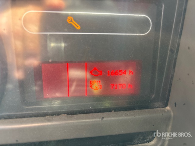 2012 Renault Kerax 440DXi 6x4 T/A Sleeper Truck Tractor - Влекач: снимка 4 2012 Renault Kerax 440DXi 6x4 T/A Sleeper Truck Tractor - Влекач: снимка 4