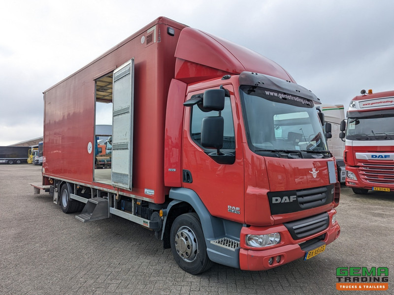 DAF FA LF45.210 4x2 Dagcab Euro5 EEV - GeslotenBak 6.6M - Zijdeuren - Weegsysteem - Laadklep 1500KG - Камион фургон: снимка 2 DAF FA LF45.210 4x2 Dagcab Euro5 EEV - GeslotenBak 6.6M - Zijdeuren - Weegsysteem - Laadklep 1500KG - Камион фургон: снимка 2