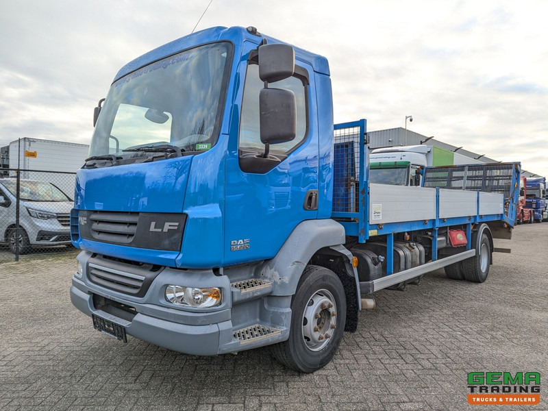 DAF FA LF55.220 4x2 Daycab Euro4 - Handgeschakeld - Oprijwagen - Lier 2.5T - Alu Zijschotten - Автовоз камион: снимка 1 DAF FA LF55.220 4x2 Daycab Euro4 - Handgeschakeld - Oprijwagen - Lier 2.5T - Alu Zijschotten - Автовоз камион: снимка 1